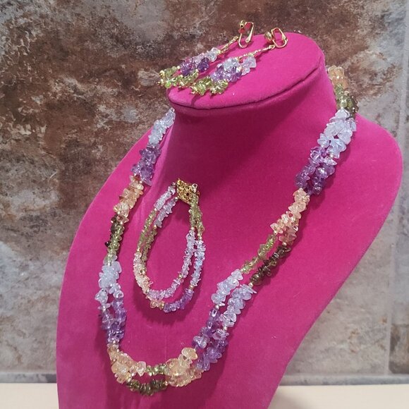 Multi Colored Gemstone Chip Necklace Bracelet Earrings Set - Picture 4 of 11